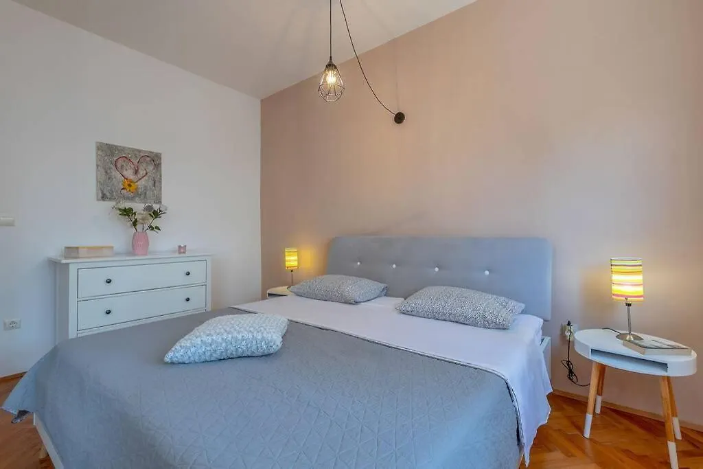 House Pelini Villa Pula Holiday home